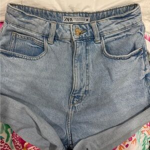 Zara High Rise Jean Denium Shorts Light Blue Size 4